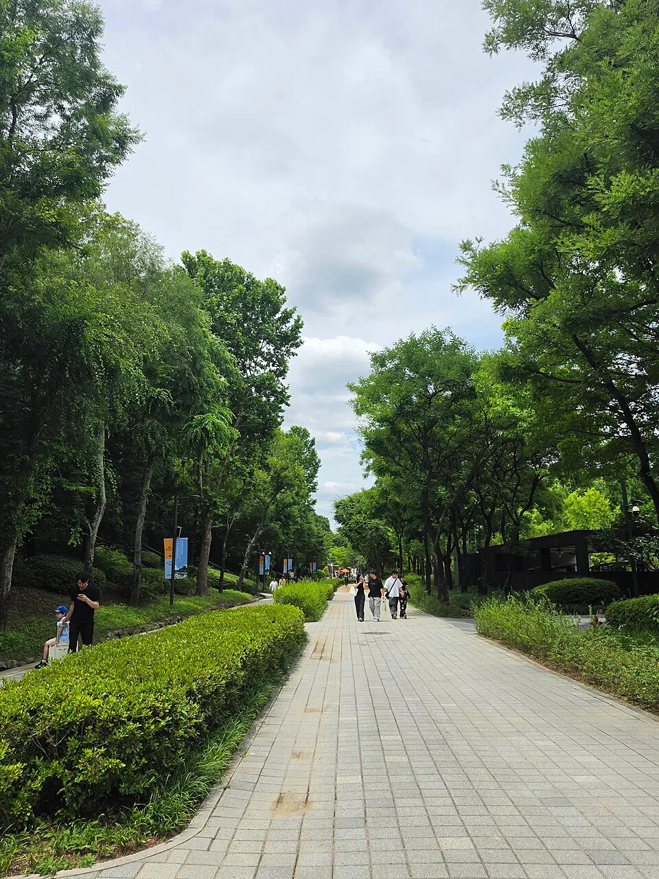 서울숲 산책로 · 2026
