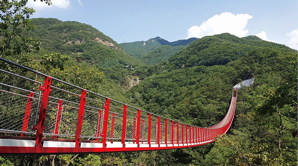 감악산