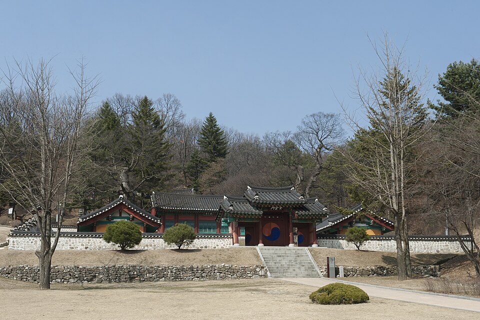 자운서원